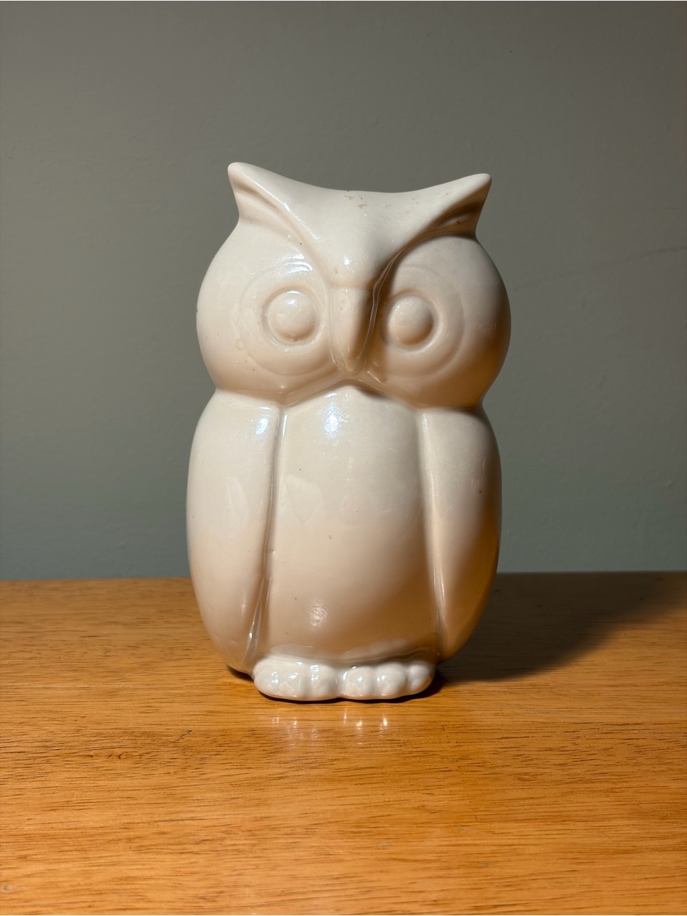 Ceramic Owl Sculpture in Cream - Decorative Home Art